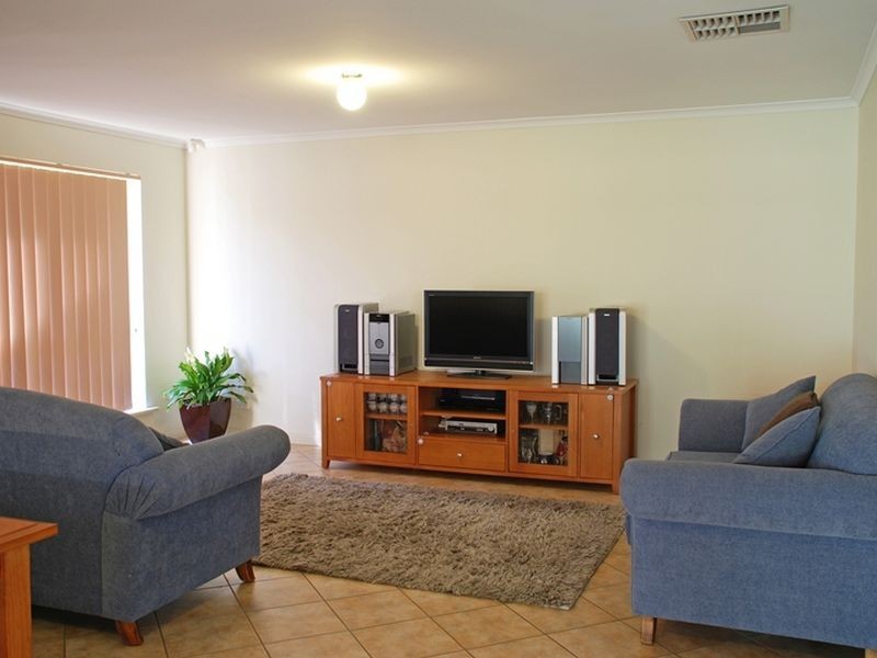 83 R M Williams Drive, Walkley Heights SA 5098