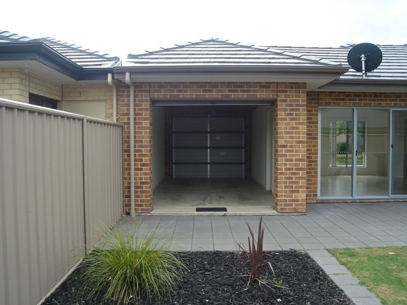 55 Bristol Terrace, Hillcrest SA 5086