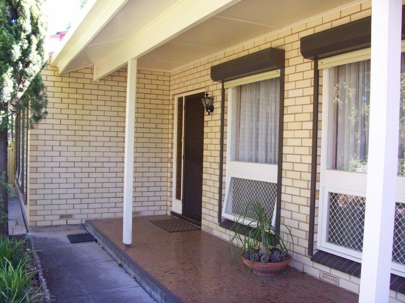 15 Scullin Crescent, Hope Valley SA 5090