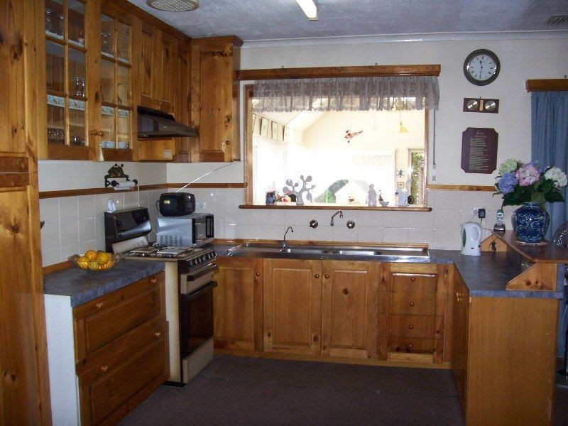 15 Scullin Crescent, Hope Valley SA 5090