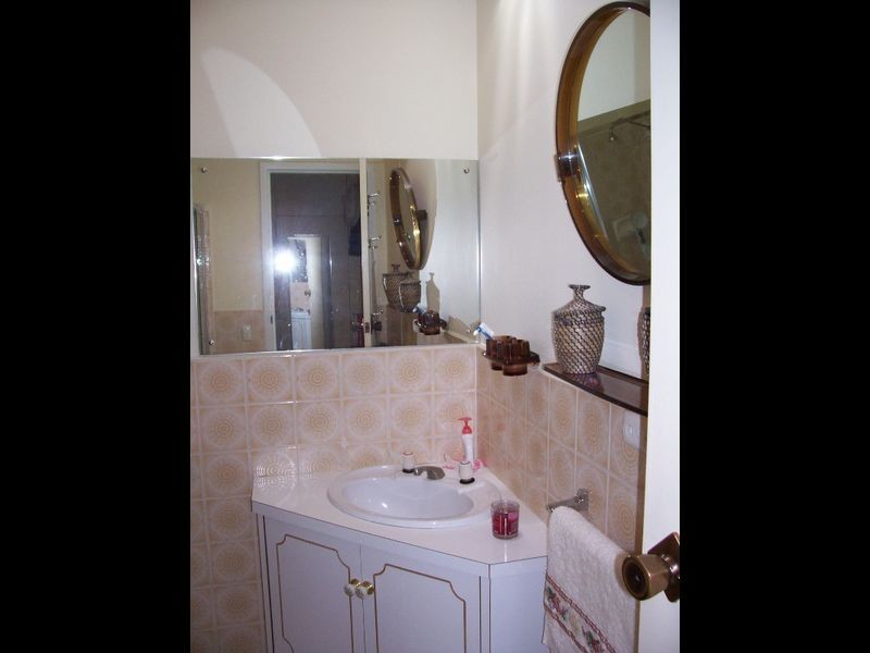 15 Scullin Crescent, Hope Valley SA 5090