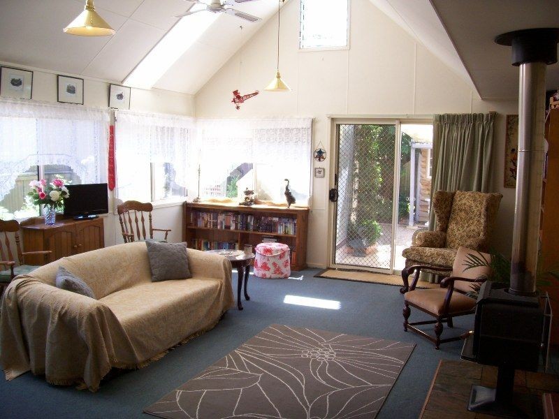 15 Scullin Crescent, Hope Valley SA 5090