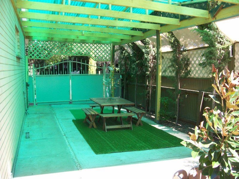 15 Scullin Crescent, Hope Valley SA 5090