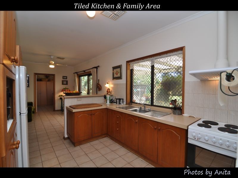 11 Ross Street, Clearview SA 5085