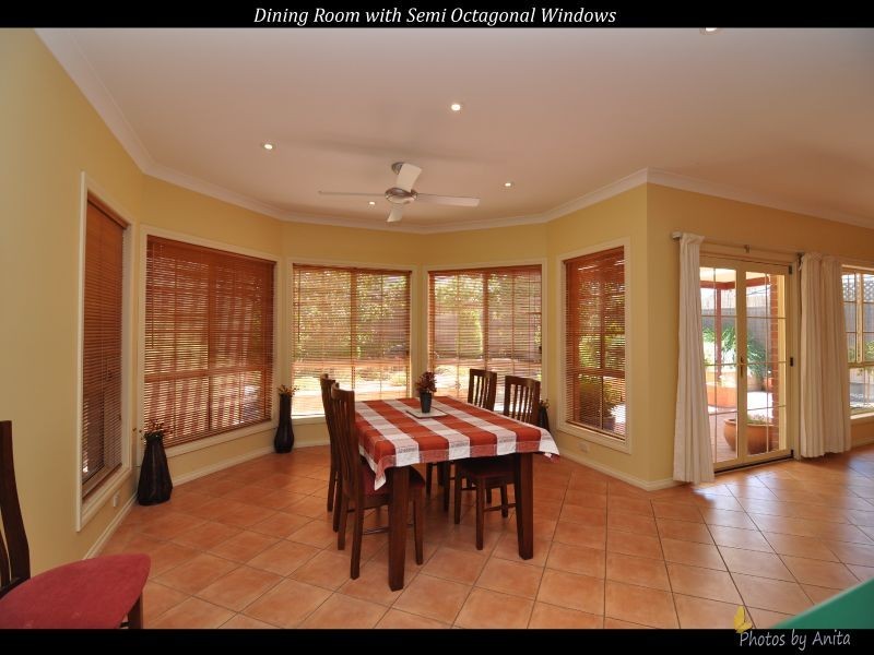 4 Conservatory Circuit, Oakden SA 5086