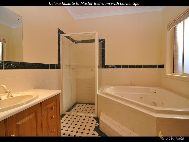 4 Conservatory Circuit, Oakden SA 5086