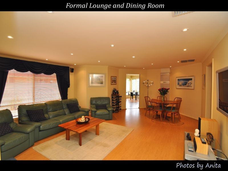 37 Parkview Drive, Oakden SA 5086