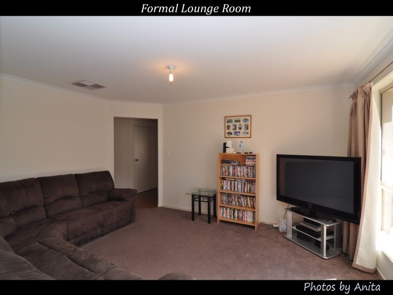 8 Vine Parade, Munno Para West SA 5115