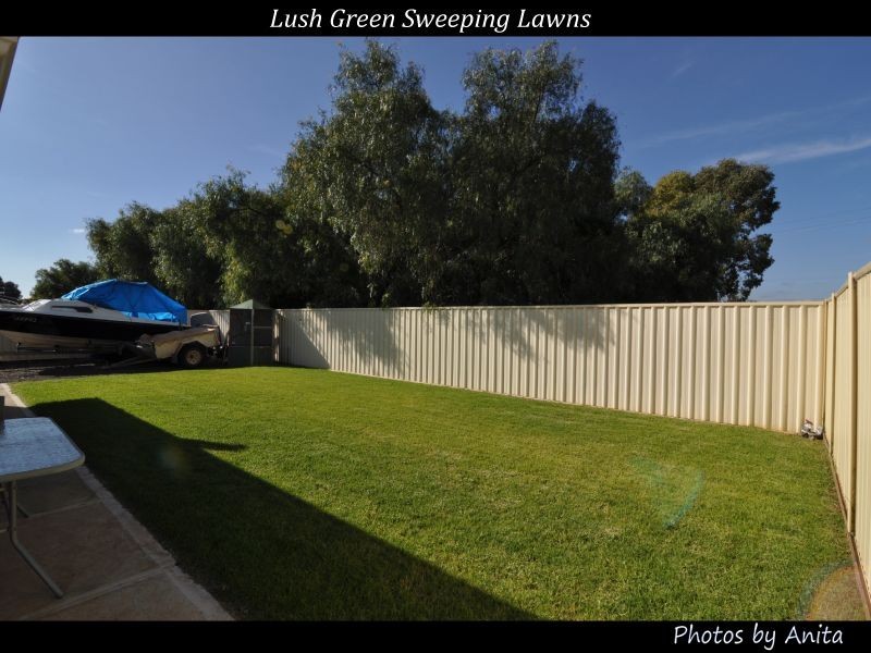 8 Vine Parade, Munno Para West SA 5115