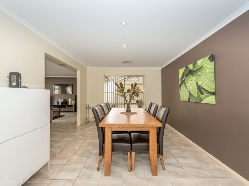 6 Sunset Circuit, Walkley Heights SA 5098