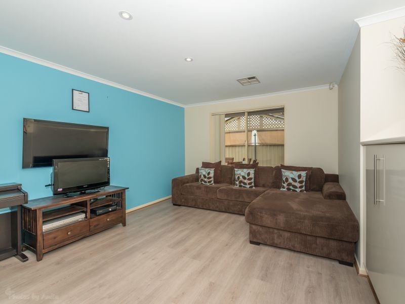 6 Sunset Circuit, Walkley Heights SA 5098