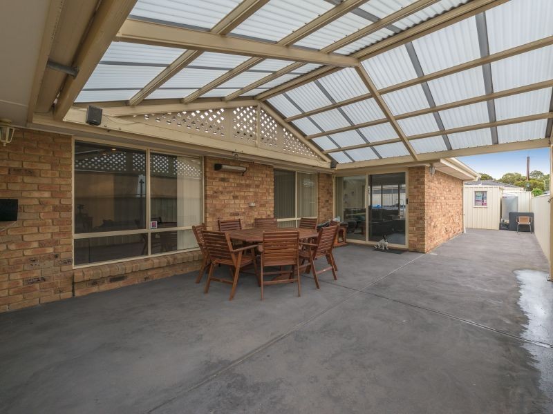 6 Sunset Circuit, Walkley Heights SA 5098