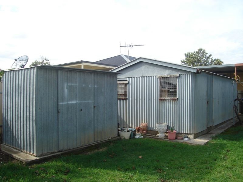 7 Kanowna Street, Gilles Plains SA 5086