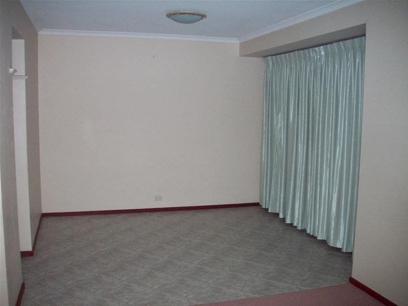 15 Holmeswood Court, Para Hills West SA 5096