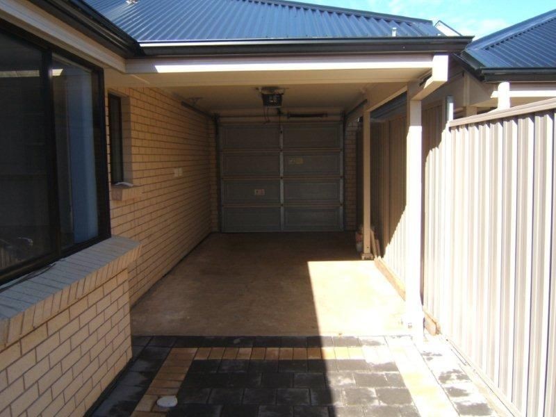 14 Kopoola Crescent, Gilles Plains SA 5086