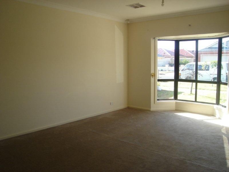 45 Kent Avenue, Clearview SA 5085