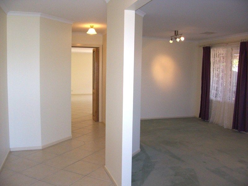 11 Rivergum Close, Walkley Heights SA 5098