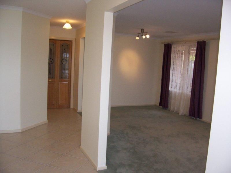 11 Rivergum Close, Walkley Heights SA 5098