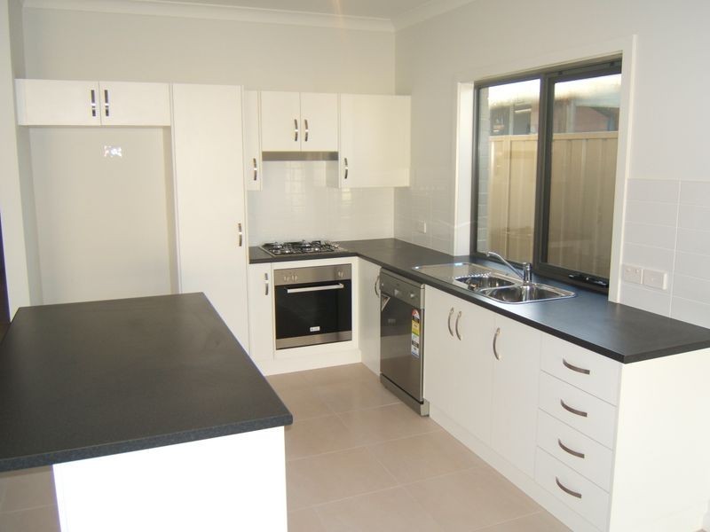 4A Sutcliffe Road, Greenacres SA 5086