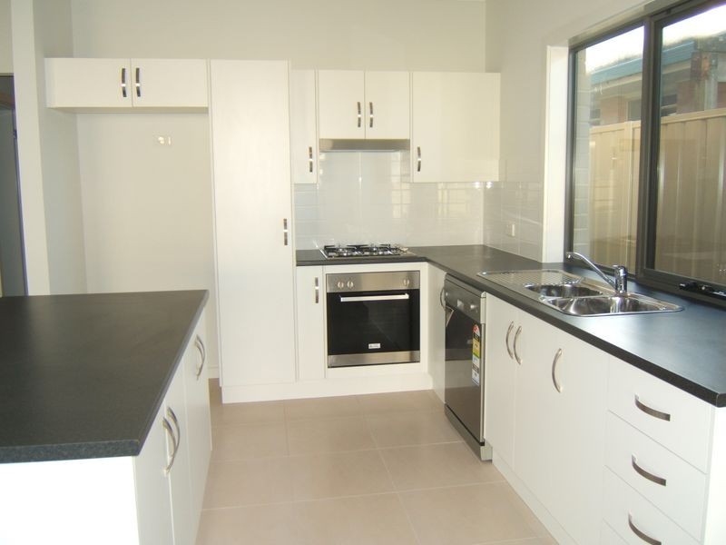 4A Sutcliffe Road, Greenacres SA 5086