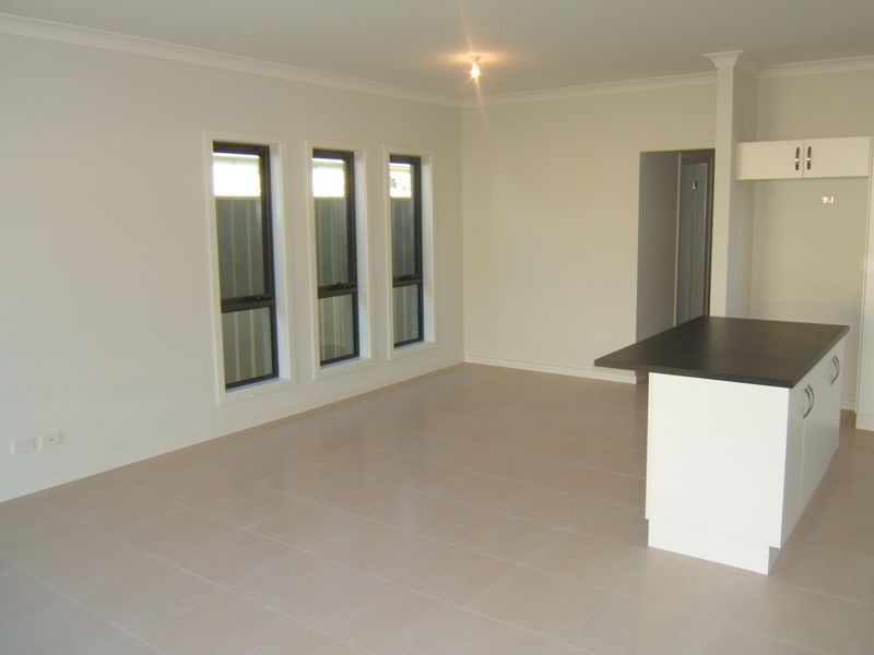 4A Sutcliffe Road, Greenacres SA 5086