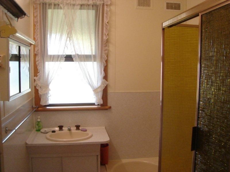 10 Melrose Avenue, Clearview SA 5085