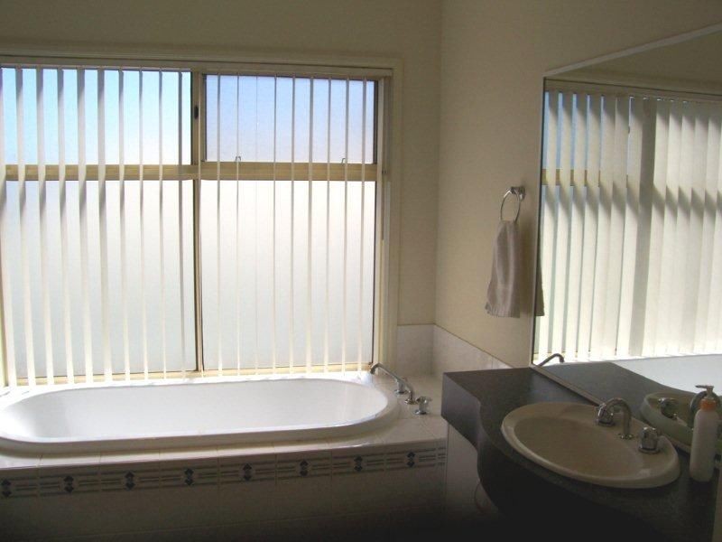 14 RM Williams Drive, Walkley Heights SA 5098