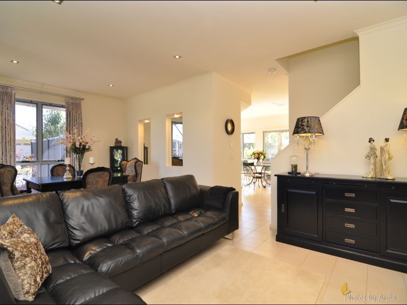 12 Powell Street, Gilles Plains SA 5086