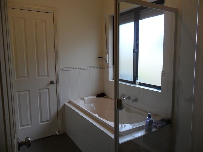 2 Shropshire Avenue, Hillcrest SA 5086