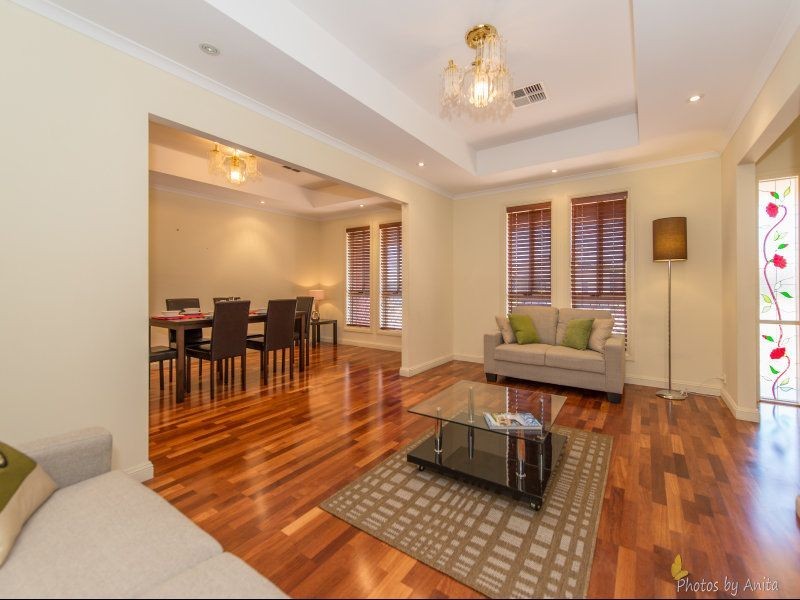 6 LINEAR CRESCENT, Walkley Heights SA 5098