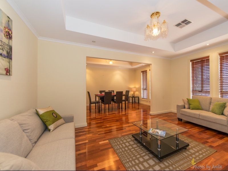 6 LINEAR CRESCENT, Walkley Heights SA 5098