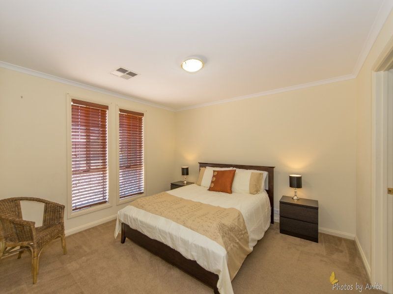 6 LINEAR CRESCENT, Walkley Heights SA 5098