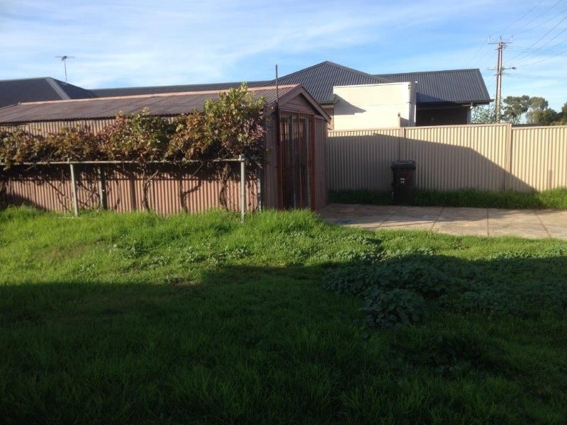 17 DUDLEY STREET, Mansfield Park SA 5012
