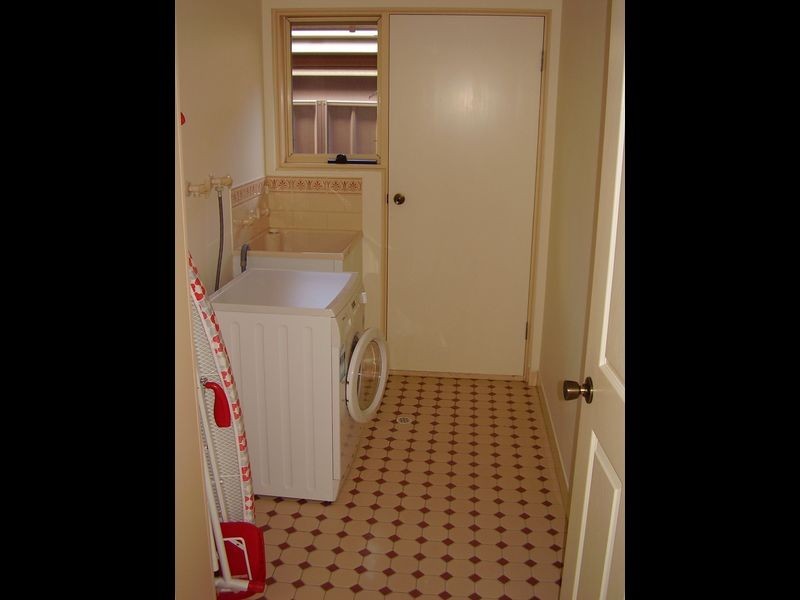 14 ST JAMES PLACE, Oakden SA 5086