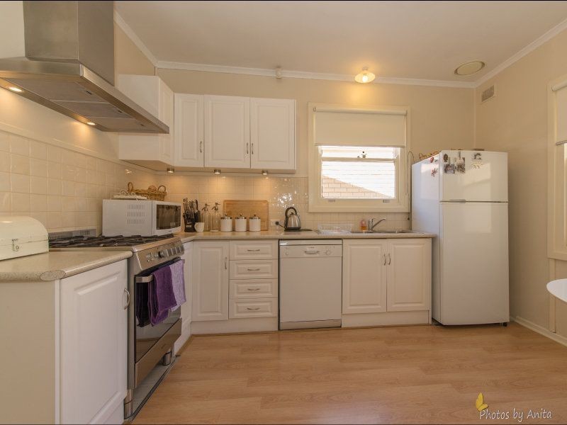 33 FULTON STREET, Gilles Plains SA 5086