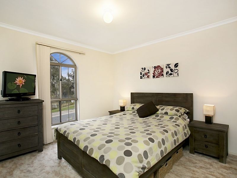 54 Sir Ross Smith Boulevard, Oakden SA 5086