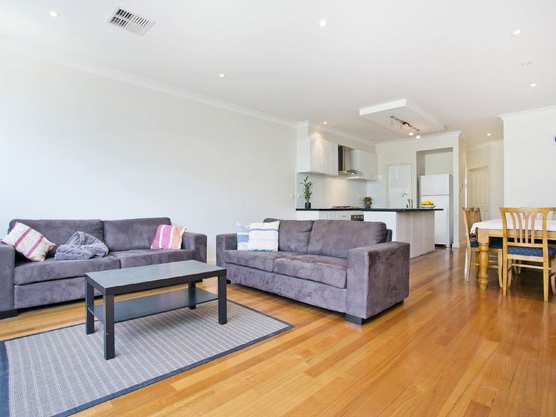 19 Waterbrook Court, Mawson Lakes SA 5095