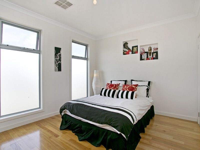 19 Waterbrook Court, Mawson Lakes SA 5095