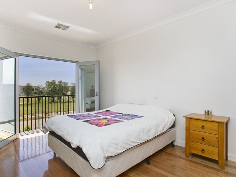 19 Waterbrook Court, Mawson Lakes SA 5095