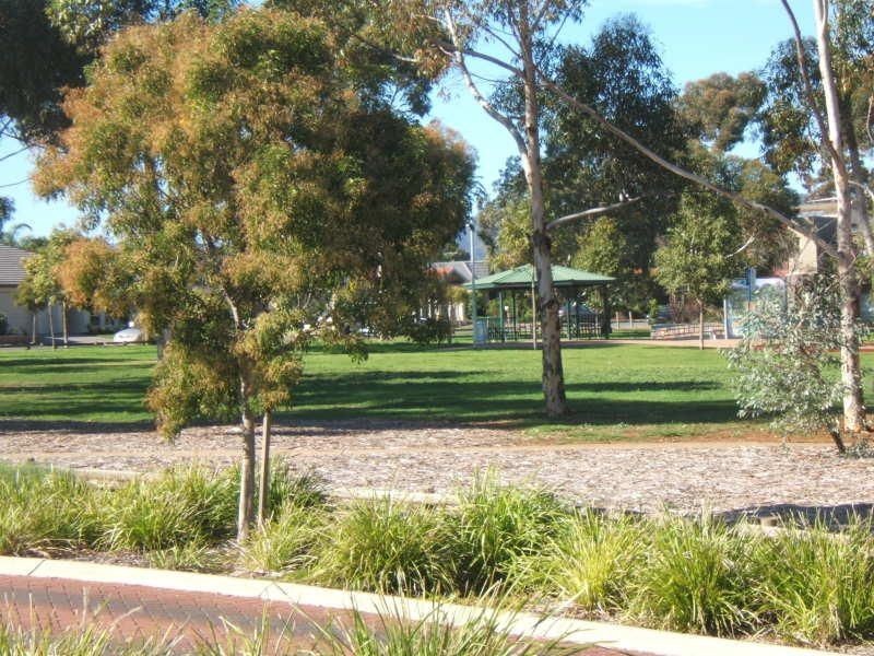 14 KOPOOLA CRESCENT, Gilles Plains SA 5086