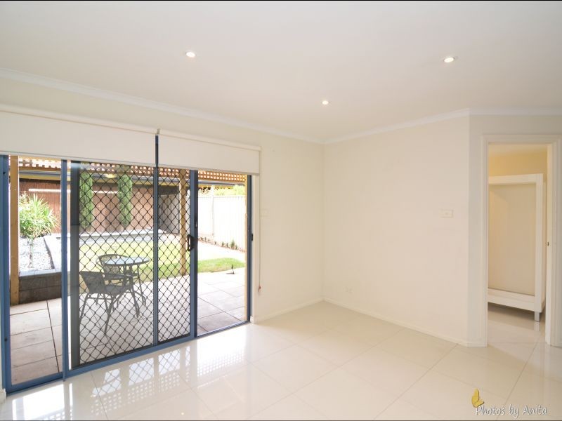 5/66 Sir Ross Smith Boulevard, Oakden SA 5086