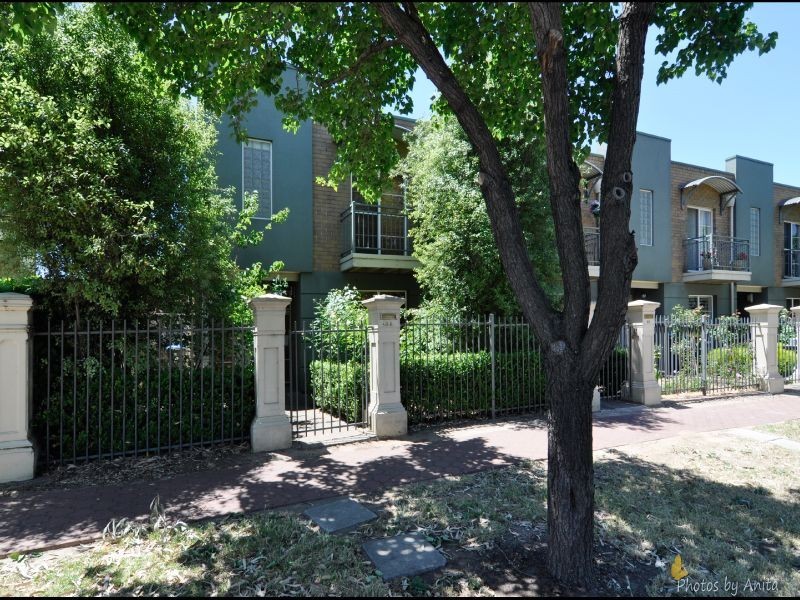 40A Sir Ross Smith Boulevard, Oakden SA 5086