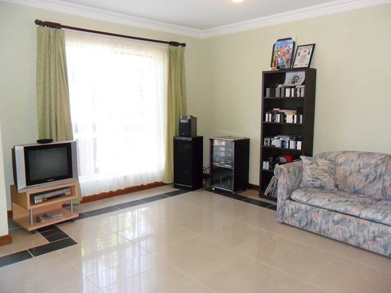 15 Creekview Drive, Walkley Heights SA 5098