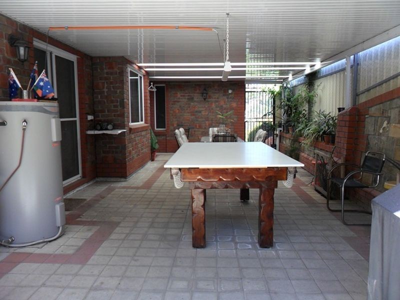 15 Creekview Drive, Walkley Heights SA 5098