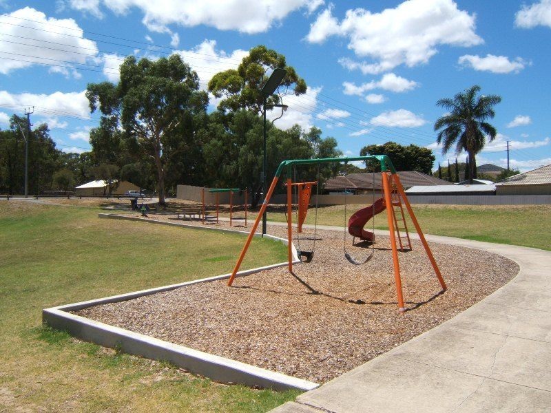 64 Padbury Road, Gilles Plains SA 5086