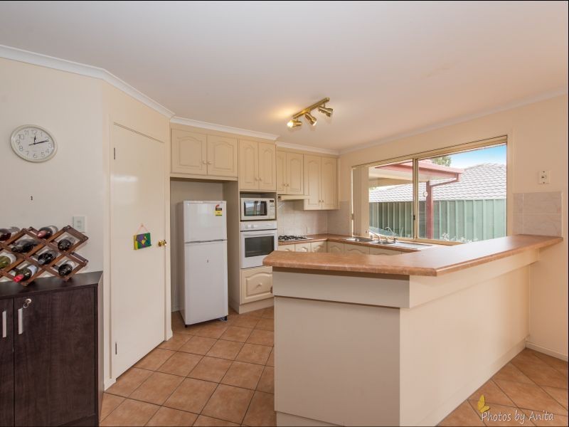 50 Saddle Crescent, Walkley Heights SA 5098