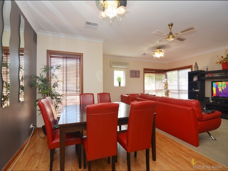 6 Lyle Street, Para Vista SA 5093