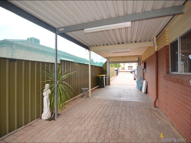 6 Lyle Street, Para Vista SA 5093