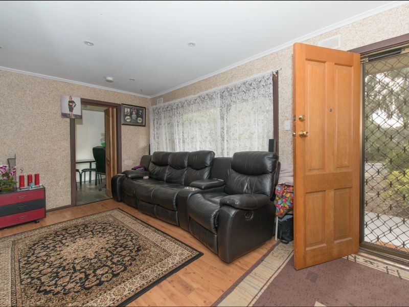 9 Brecon Drive, Ingle Farm SA 5098