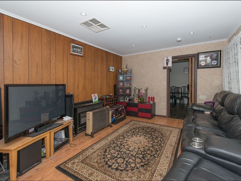 9 Brecon Drive, Ingle Farm SA 5098